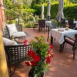 B&B Leilani 4*